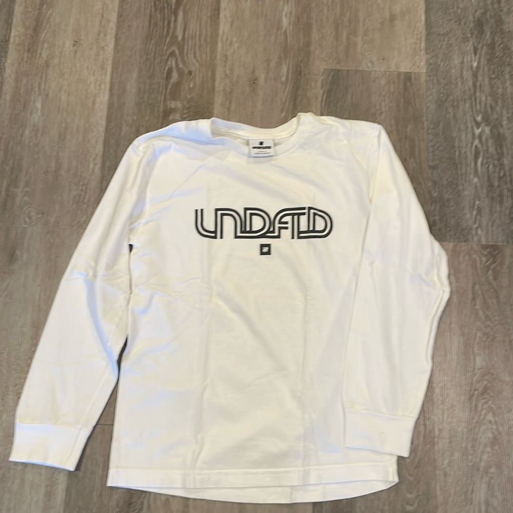 Undefeated T-shirt